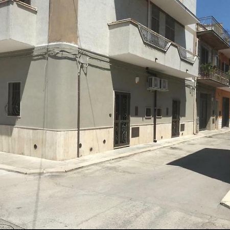La Maison - Matrimoniale Stornara Kültér fotó